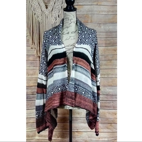 Buckle | BKE Open Weave Tribal Cardigan Sweater - Picture 2 of 8